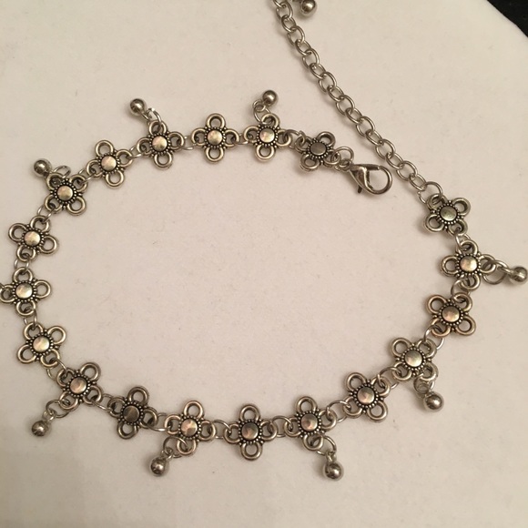 Jewelry - 8 1/2”  Boho flower ankle bracelet with beads New